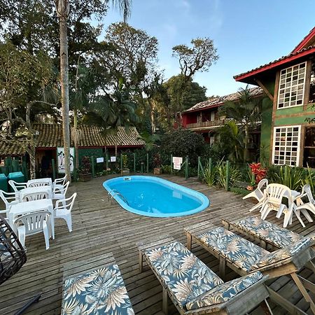 Pousada Canoa Azul Na Praia Da Ferrugem Гаропаба Экстерьер фото